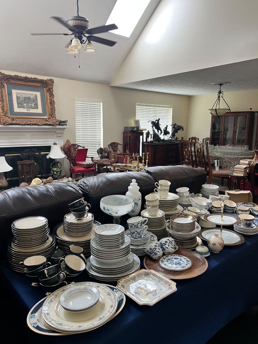 Antiques and Garden show explosion! photo 8