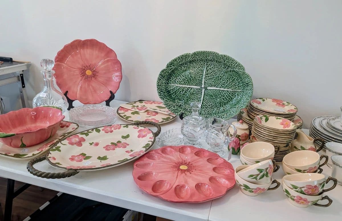 Bell Buckle/Midland ~ Guest House Moving Sale photo 2