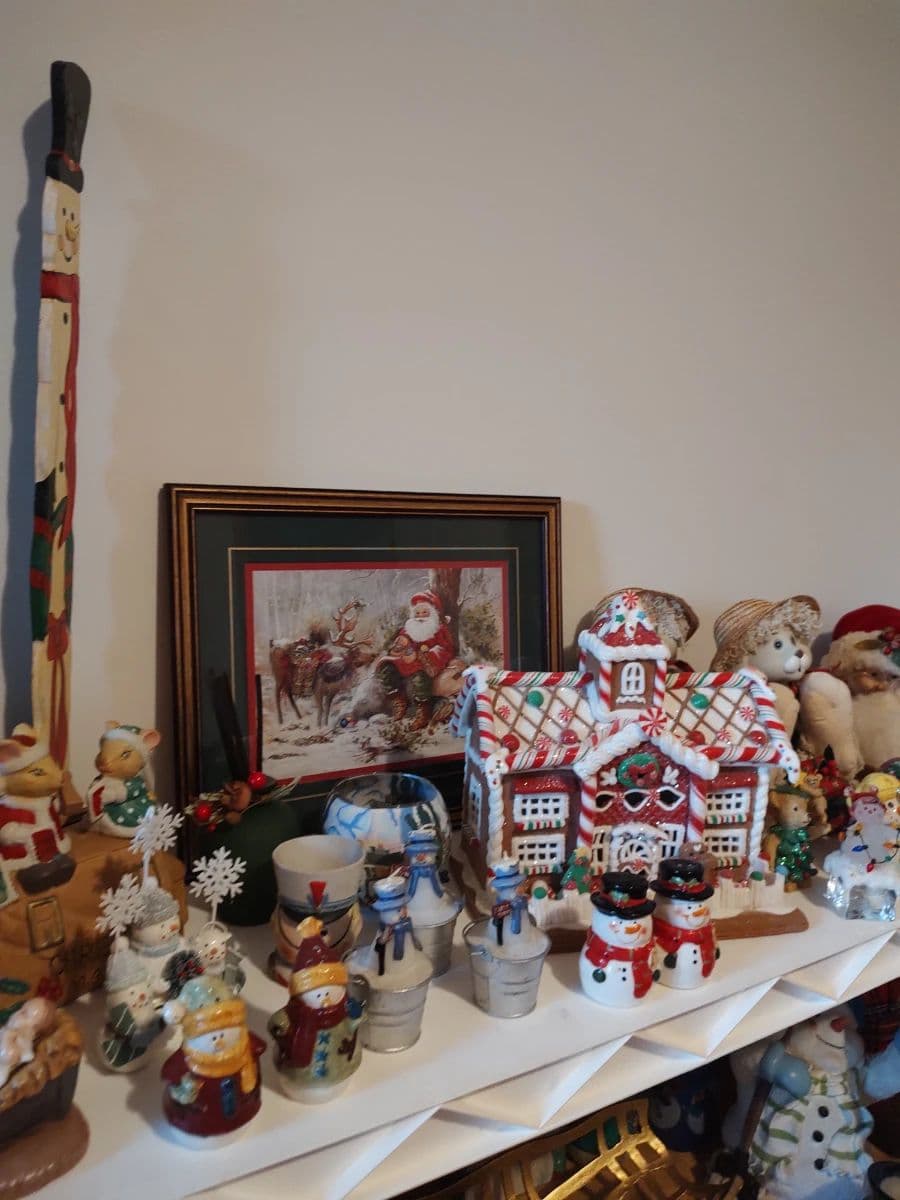 50 % Off Sunday! 75%Off Most Holiday! Whispering Woods Moving Sale photo 5