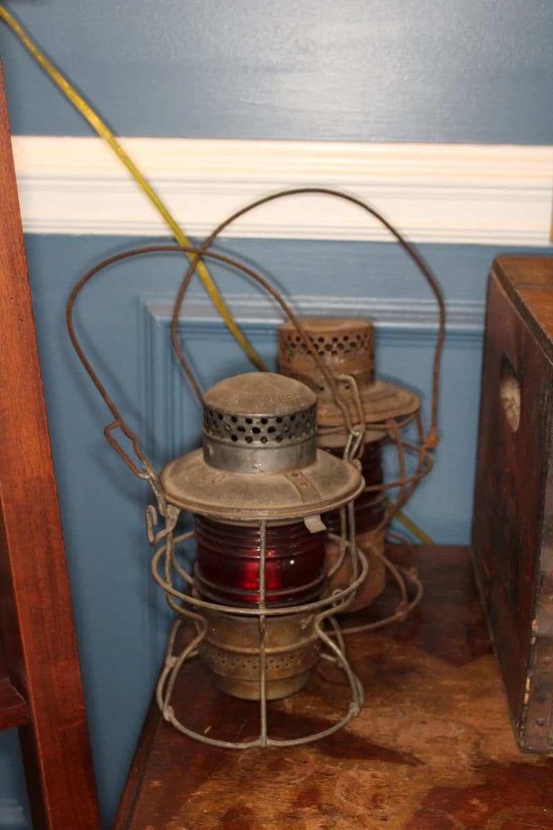 ALL ABOARD! ANTIQUES MURFREESBORO ESTATE SALE photo 5