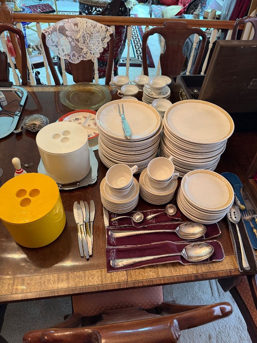 50% Off Sunday Packed Latham Estate Sale!!!!! photo 6