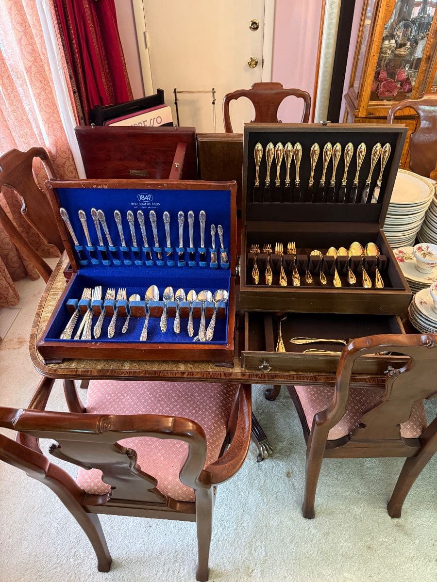 50% Off Sunday Packed Latham Estate Sale!!!!! photo 2