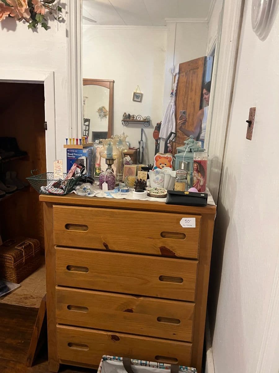 Padilla Estate Sale photo 8