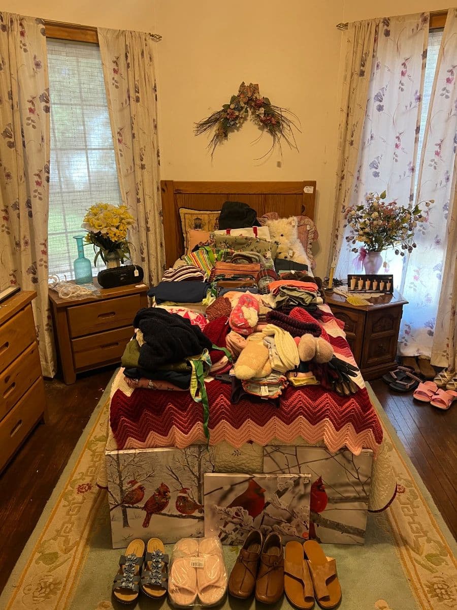 Padilla Estate Sale photo 7