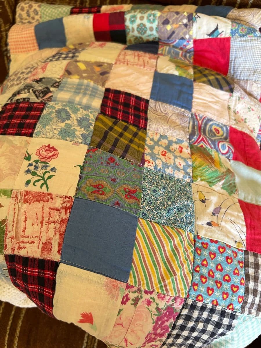Grasons of Nashville - Treasure-Filled Estate Sale – Vintage Décor, Furniture & Unique Finds photo 11