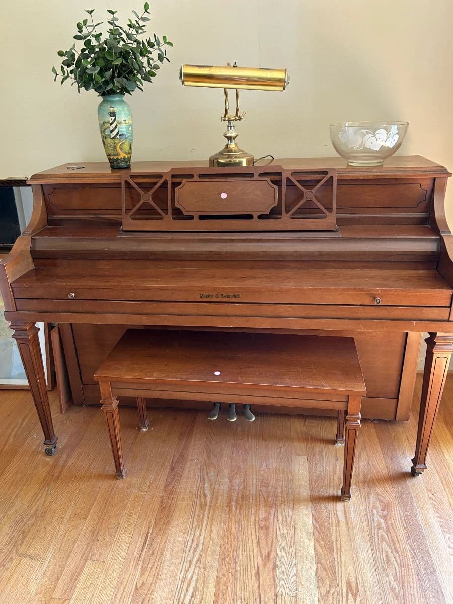 Grasons of Nashville - Treasure-Filled Estate Sale – Vintage Décor, Furniture & Unique Finds photo 2