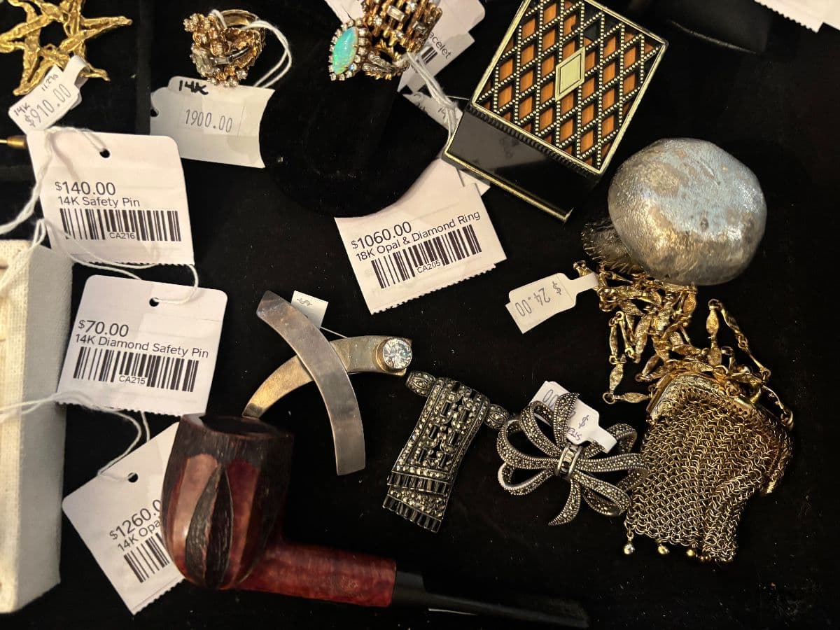 Poof! Art, MCM Home Decor, Lipstick Mirror and More Farmington Hills Estate Sale photo 10