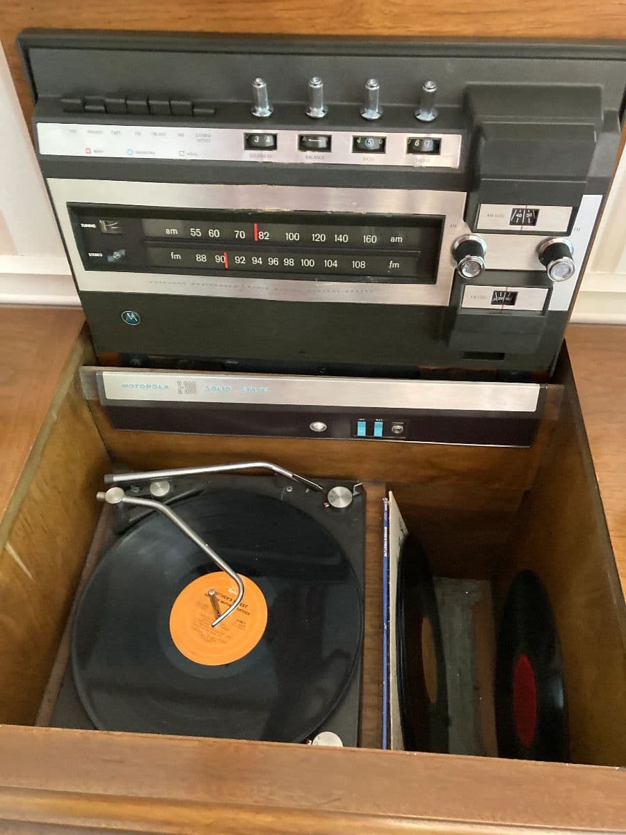 PREMIER ROSWELL ESTATE SALE photo 8