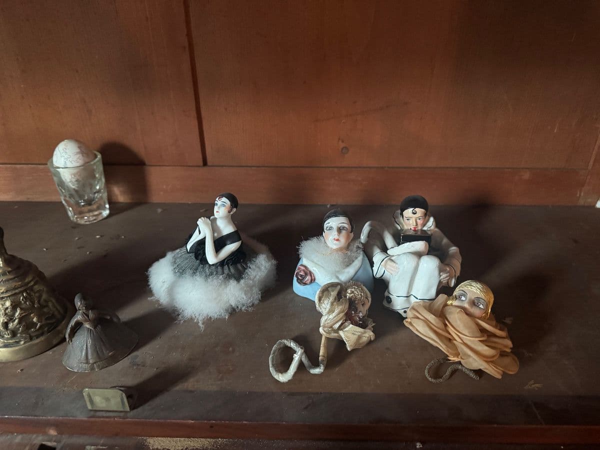 Clark Estate Sale photo 5