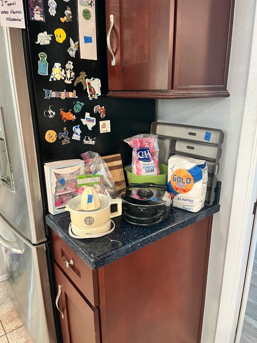 HUGE Multi-Person Estate Sale photo 10