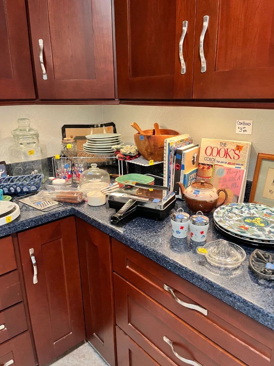 HUGE Multi-Person Estate Sale photo 6