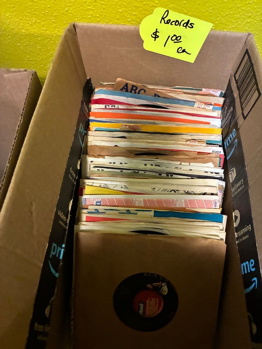 Cashless Vintage Treasure Sale! 75% Off Saturday Only photo 8