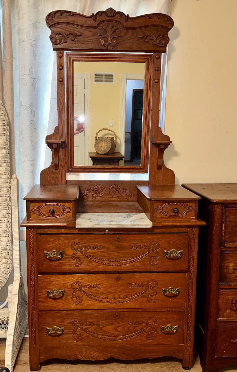 Fedke Estate Sales photo 2