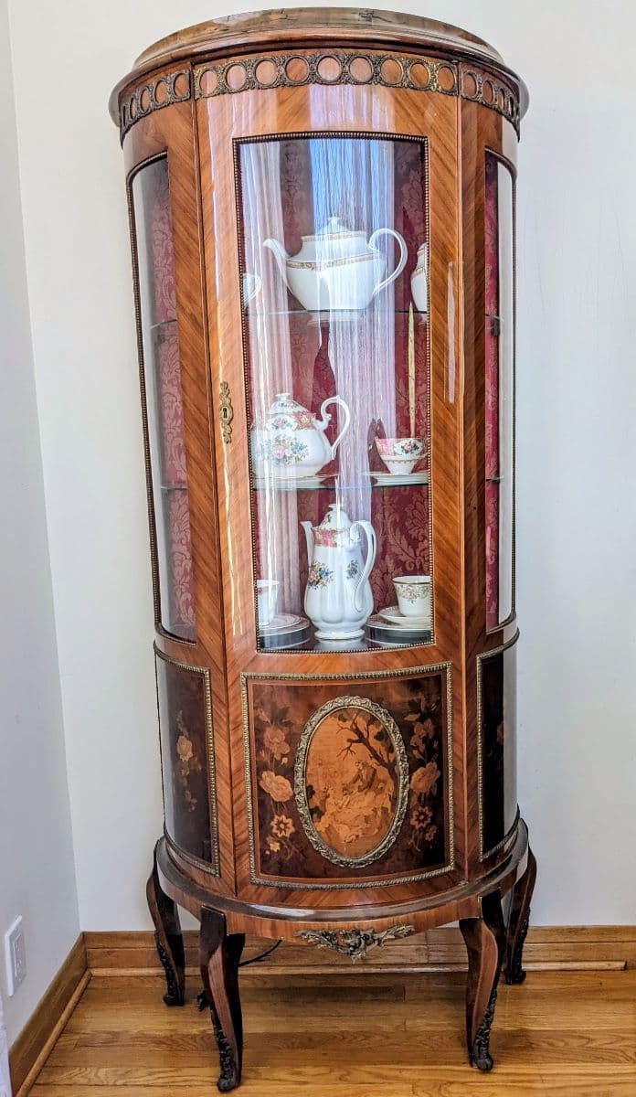 Gregory Way Family Estate Sale photo 9