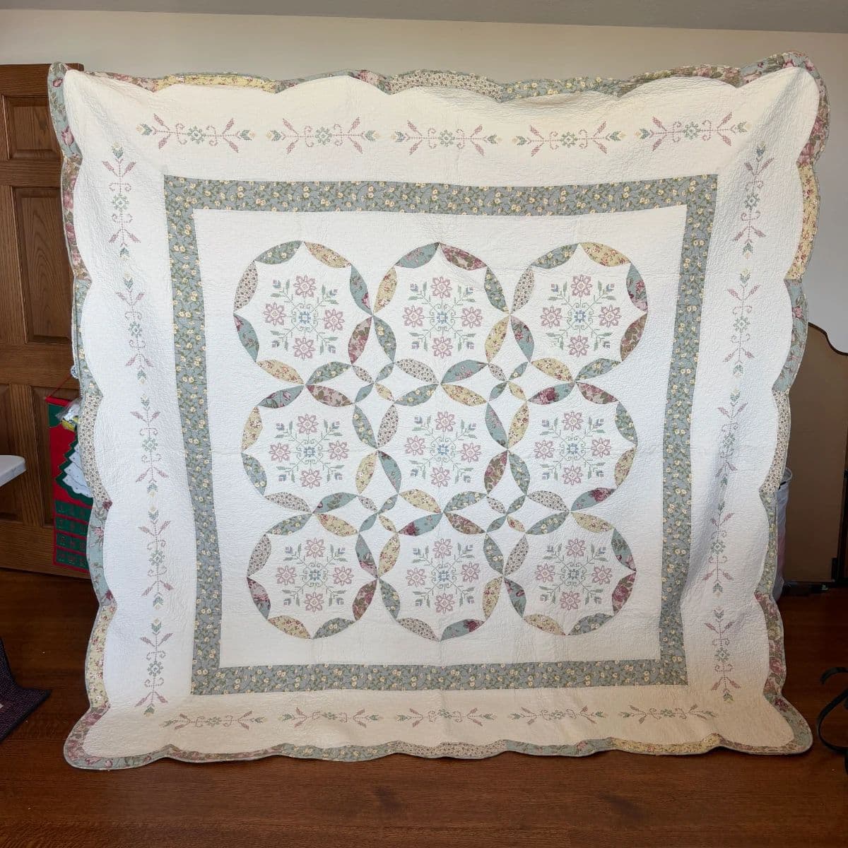 Antiques + Quilter’s Delight in Sargent Creek Neighborhood photo 2