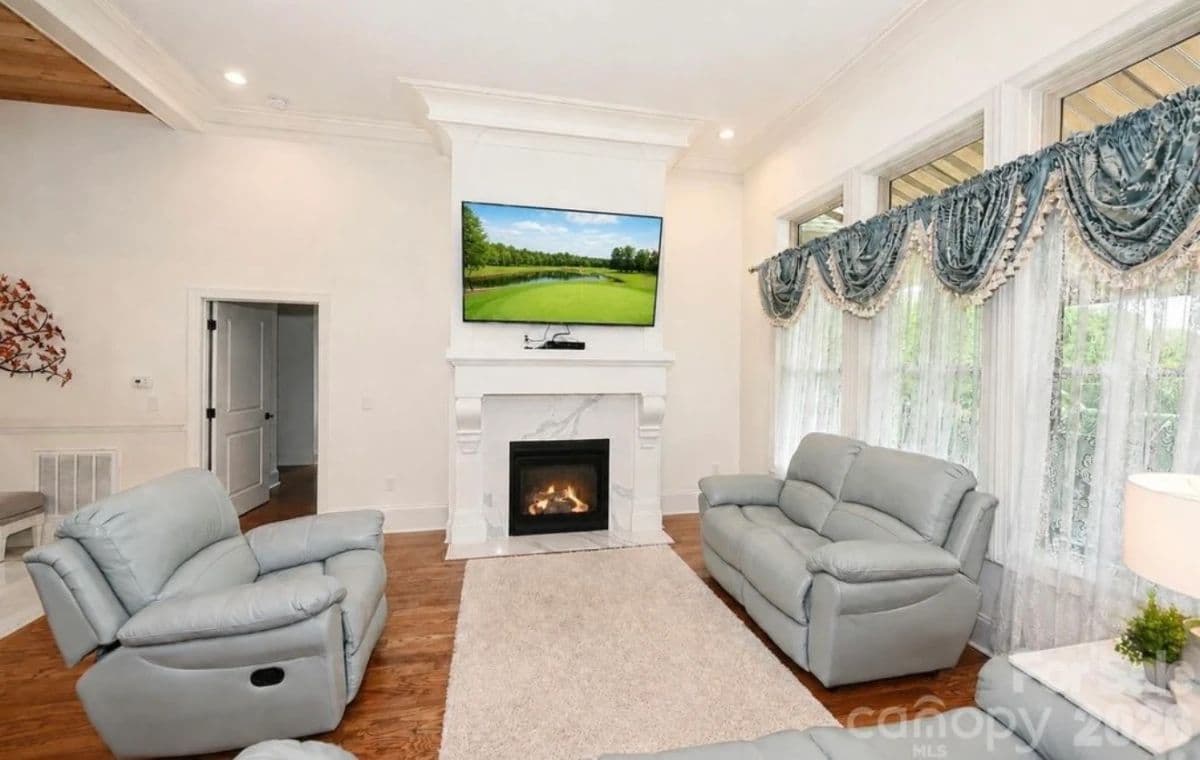 Modern Home Furnishings photo 4