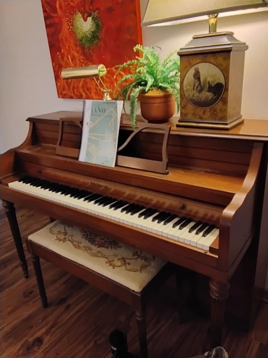 Fabulous Estate Sale photo 11