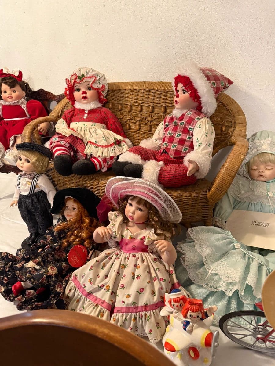 Fenton, Disney, Goebels, Coins, Jewelry, and more! Packed house of antiques and nice new things too! photo 3