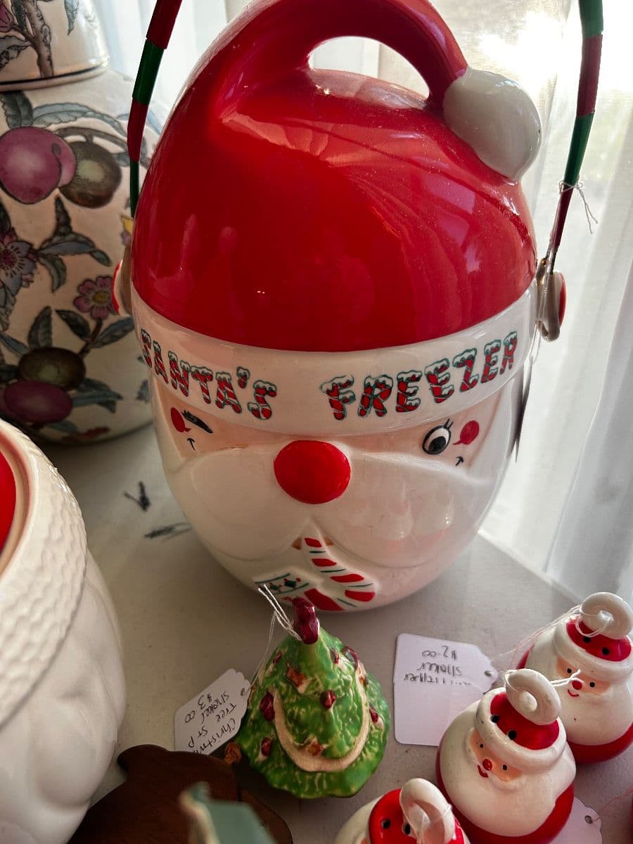 Vintage Lovers’ Estate Sale – Antiques, Collectibles & One-of-a-Kind Finds photo 2