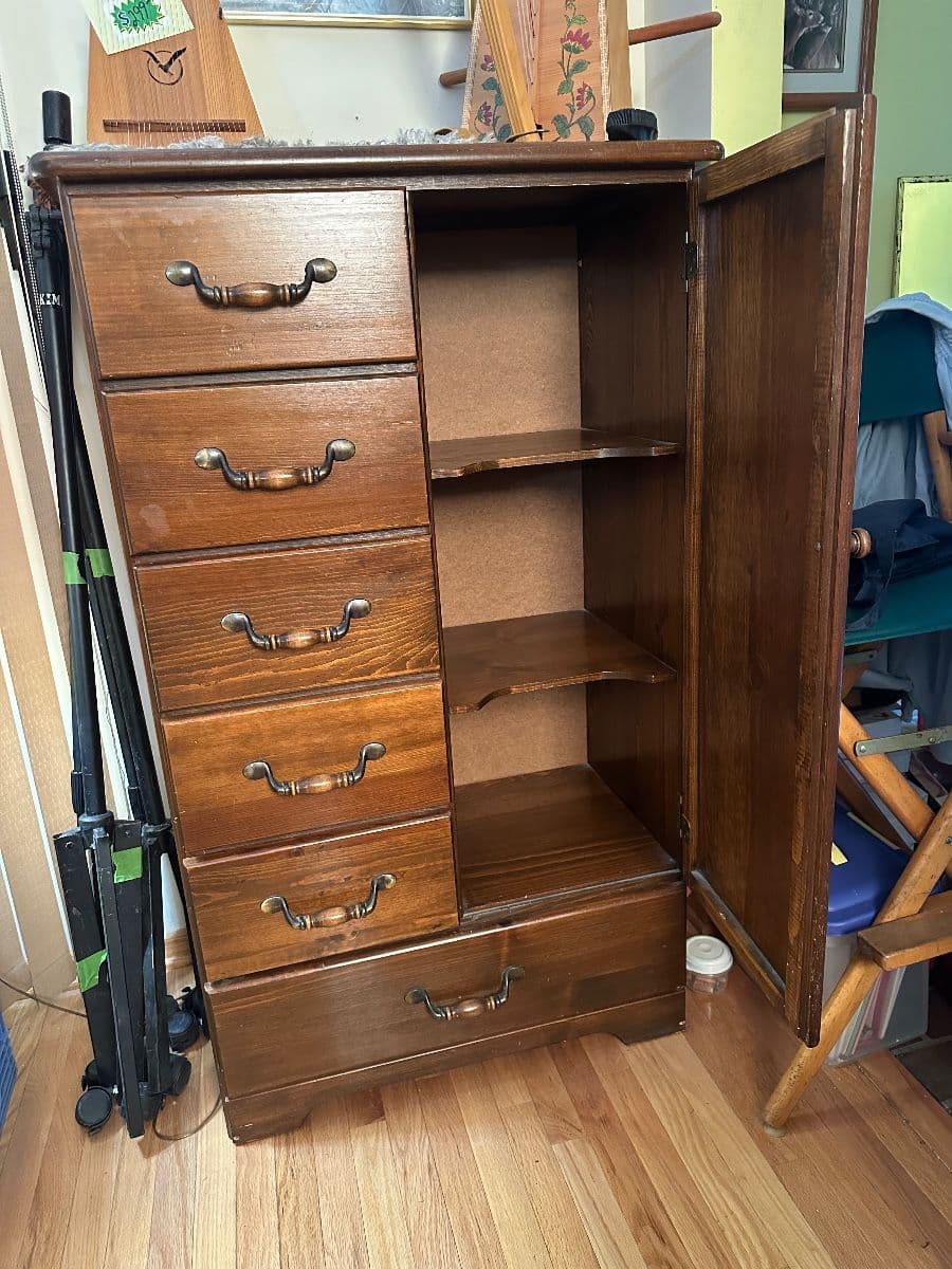 Estate and Moving Sale photo 6