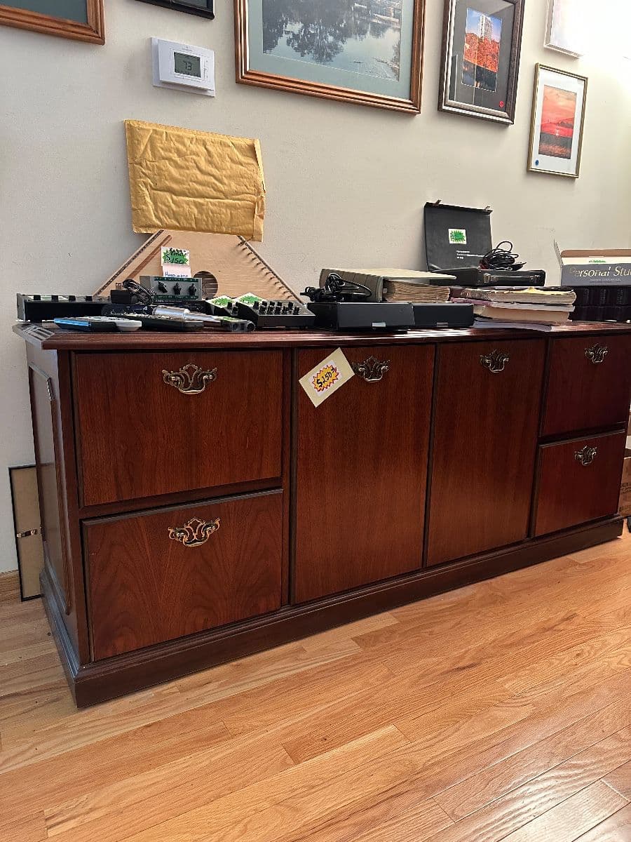 Estate and Moving Sale photo 7