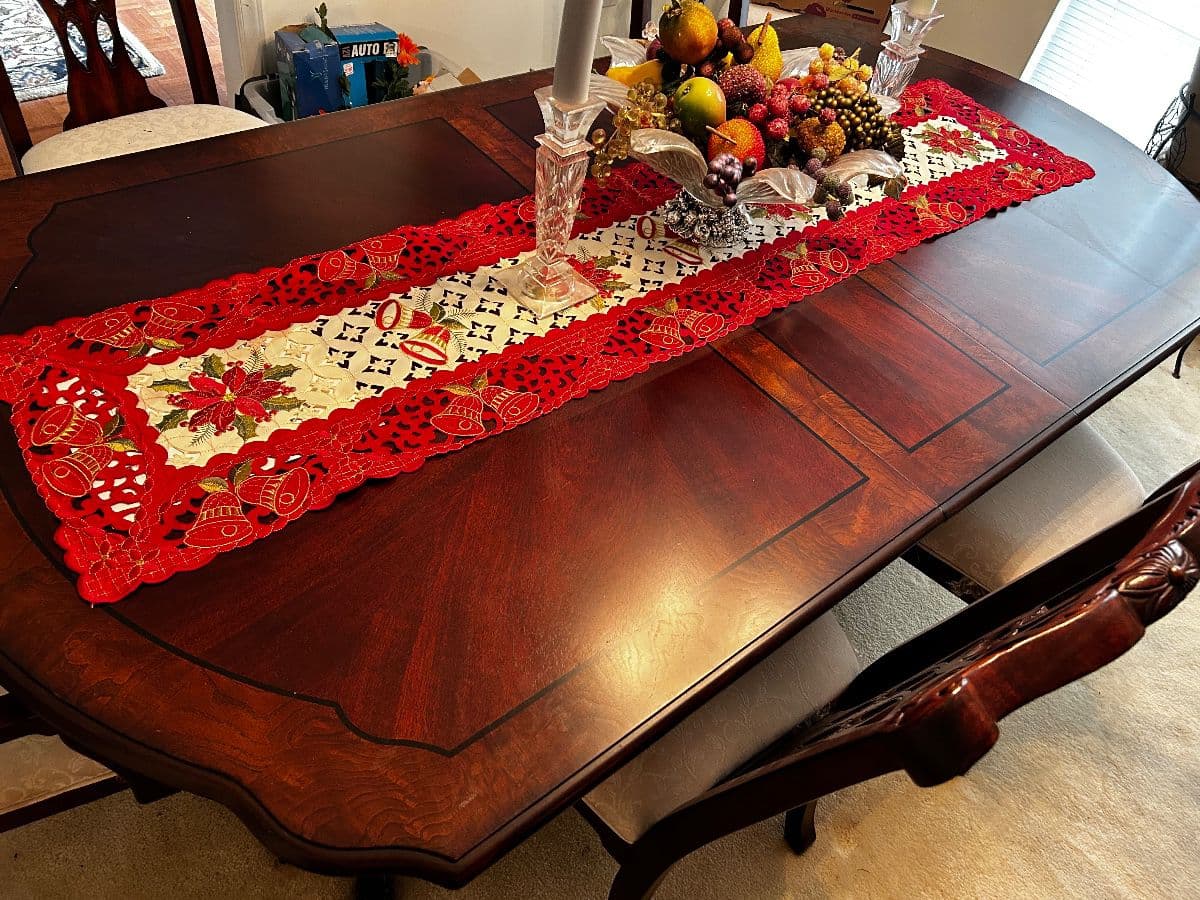 Durham home overflowing with great decor. Early sale availability. photo 5