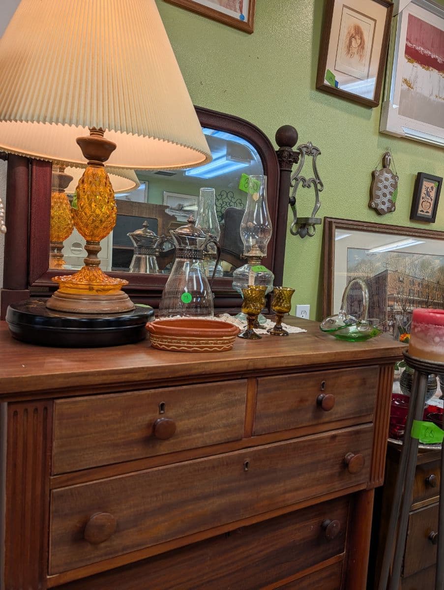 Vintage Clothing, Decor, Art, Collectibles, Antiques and More! photo 2
