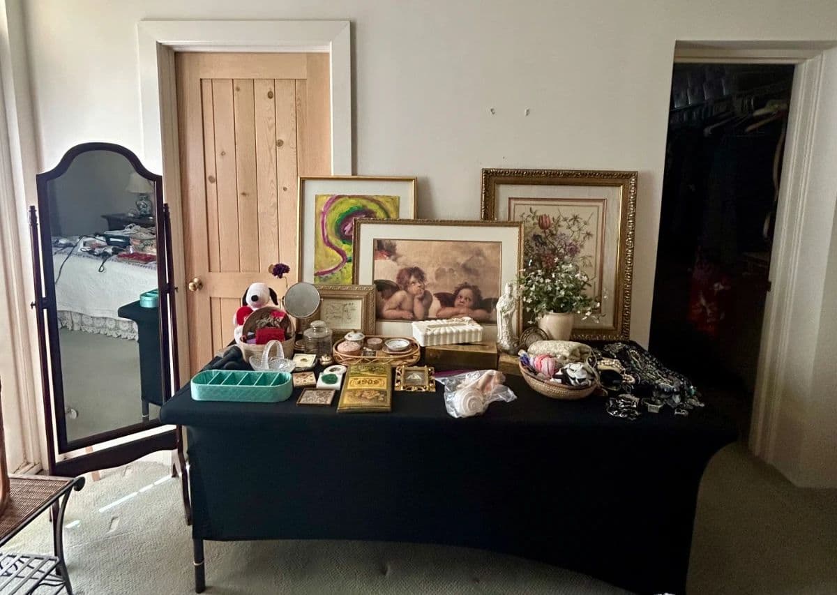Elegant Tempe Estate Sale – Ethan Allen, Thomasville, Saundra Levan Art & Décor photo 2