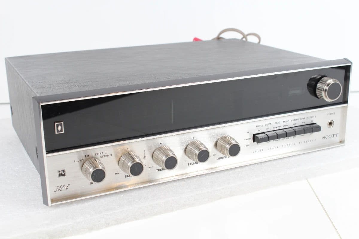 Electronic Technicians And Music Lovers Auction - Records, Vintage Audio, Test Equipment And More photo 2