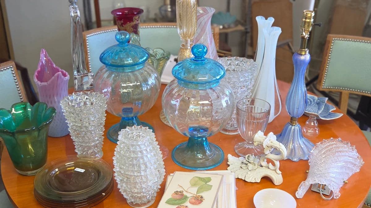 Antique Murano and furniture sale photo 6