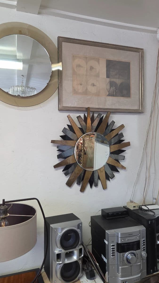 Antique Murano and furniture sale photo 2