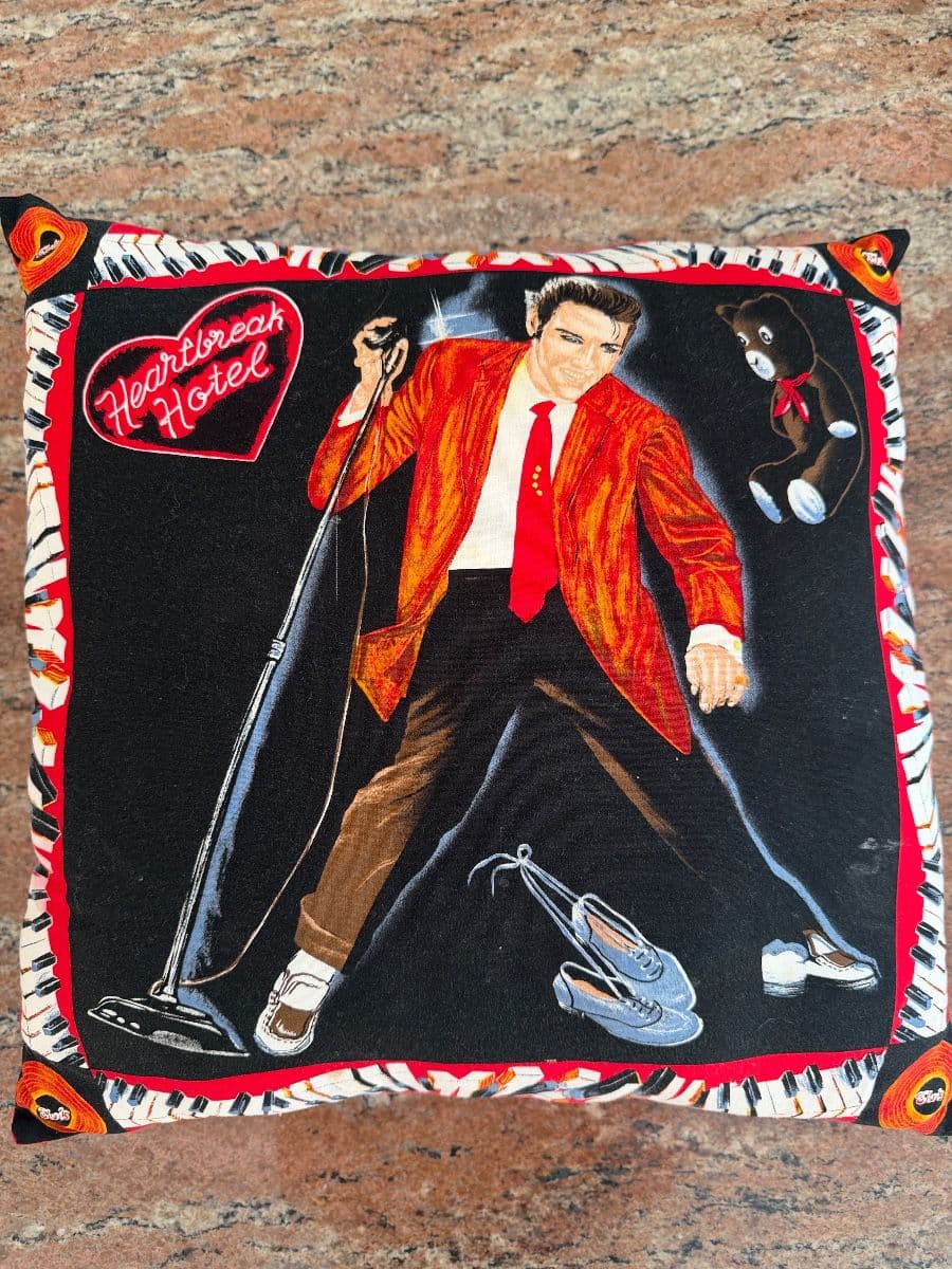 Jerry O’s Collection Estate Sale in Sterling Heights photo 10