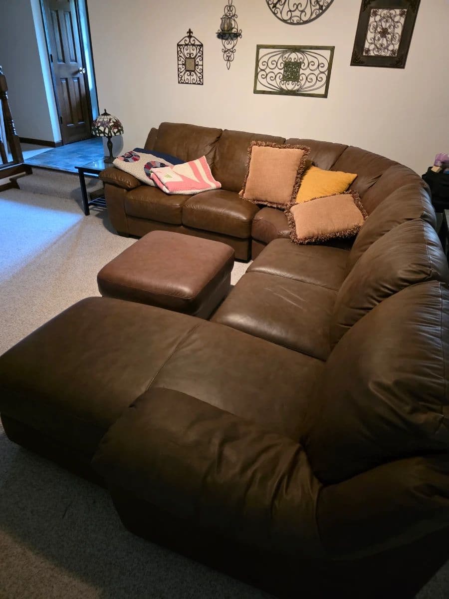 Kinfolke estate sales photo 1