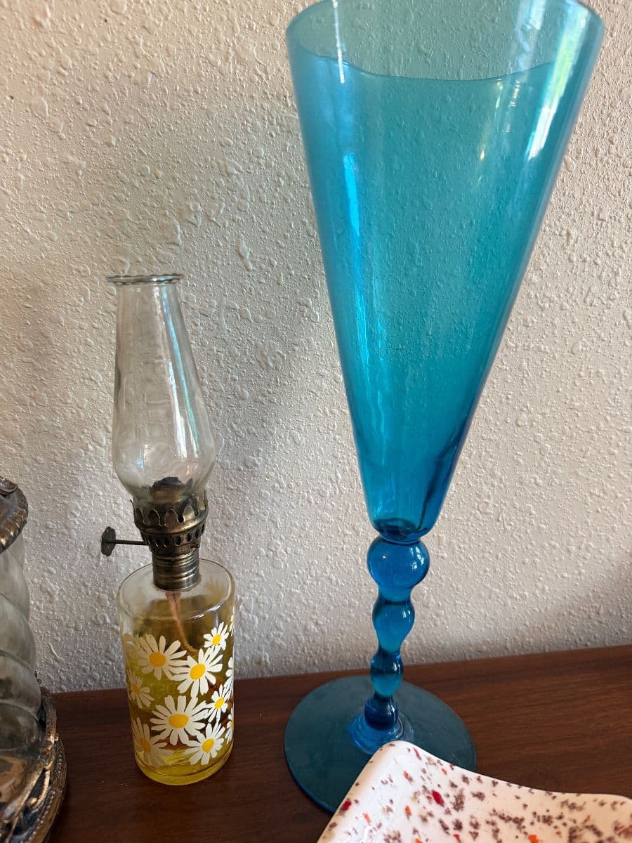 *FIRST PHOTOS* "That '70's Sale" photo 7