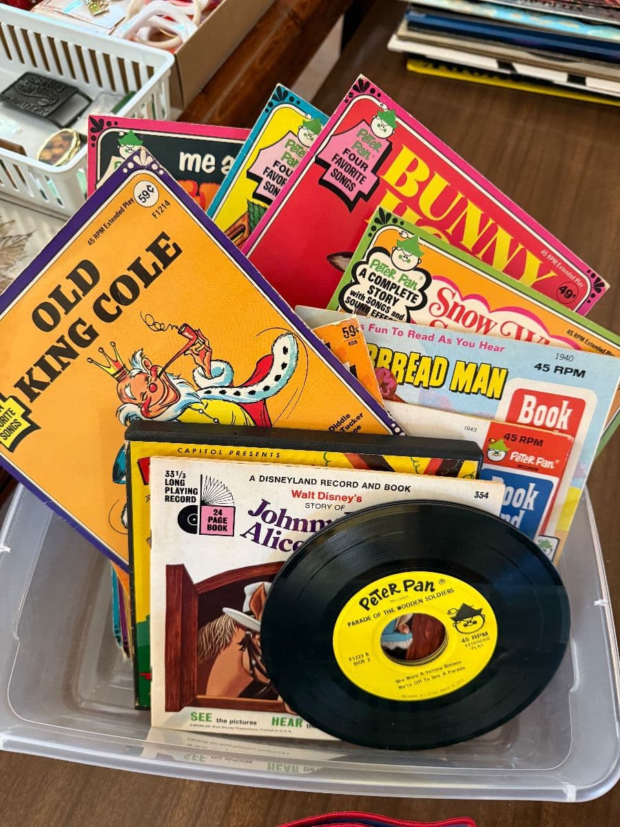 *FRIDAY DISCOUNTS* "That '70's Sale" photo 8