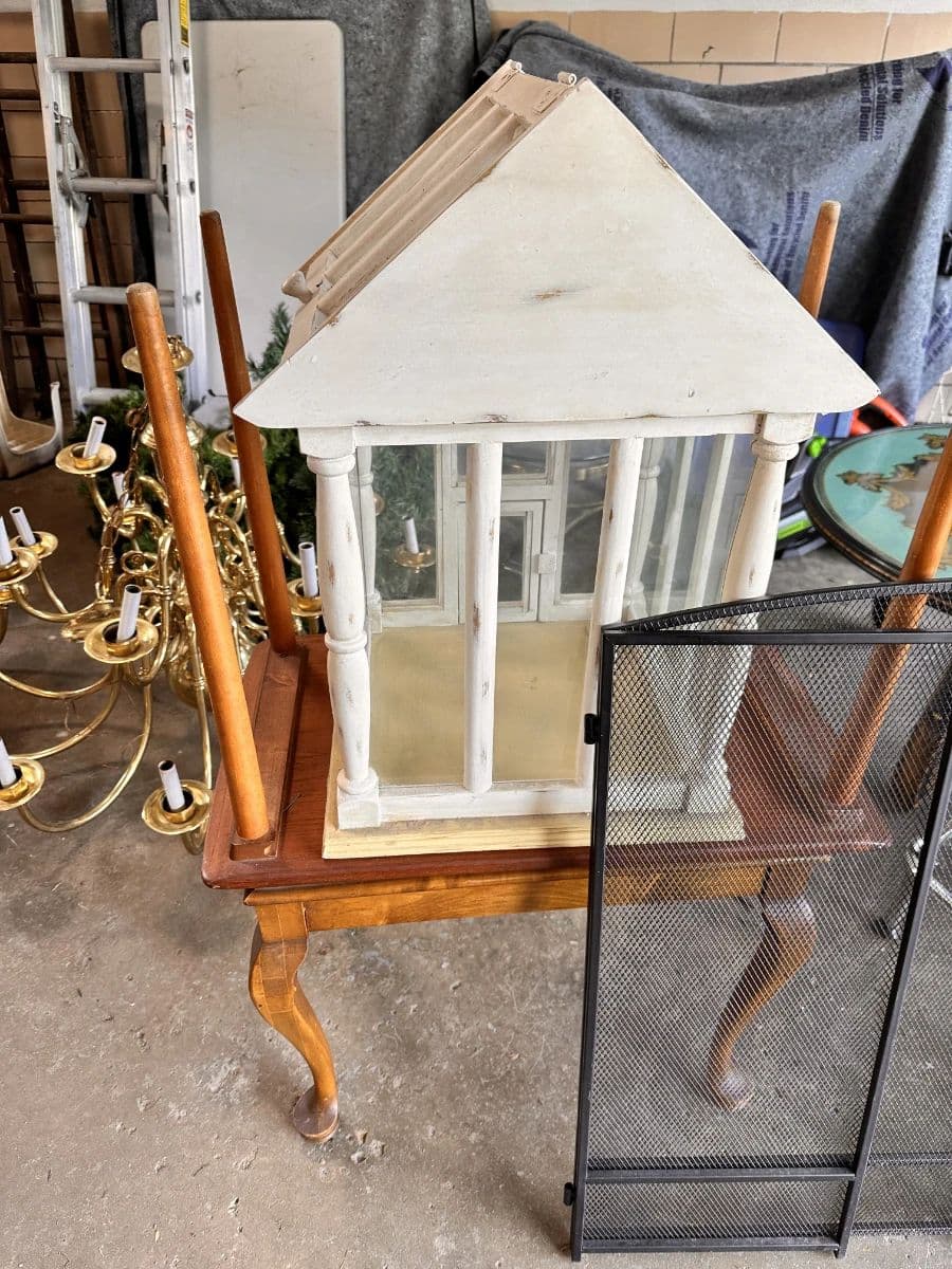 Moving Sale in the Yard photo 9