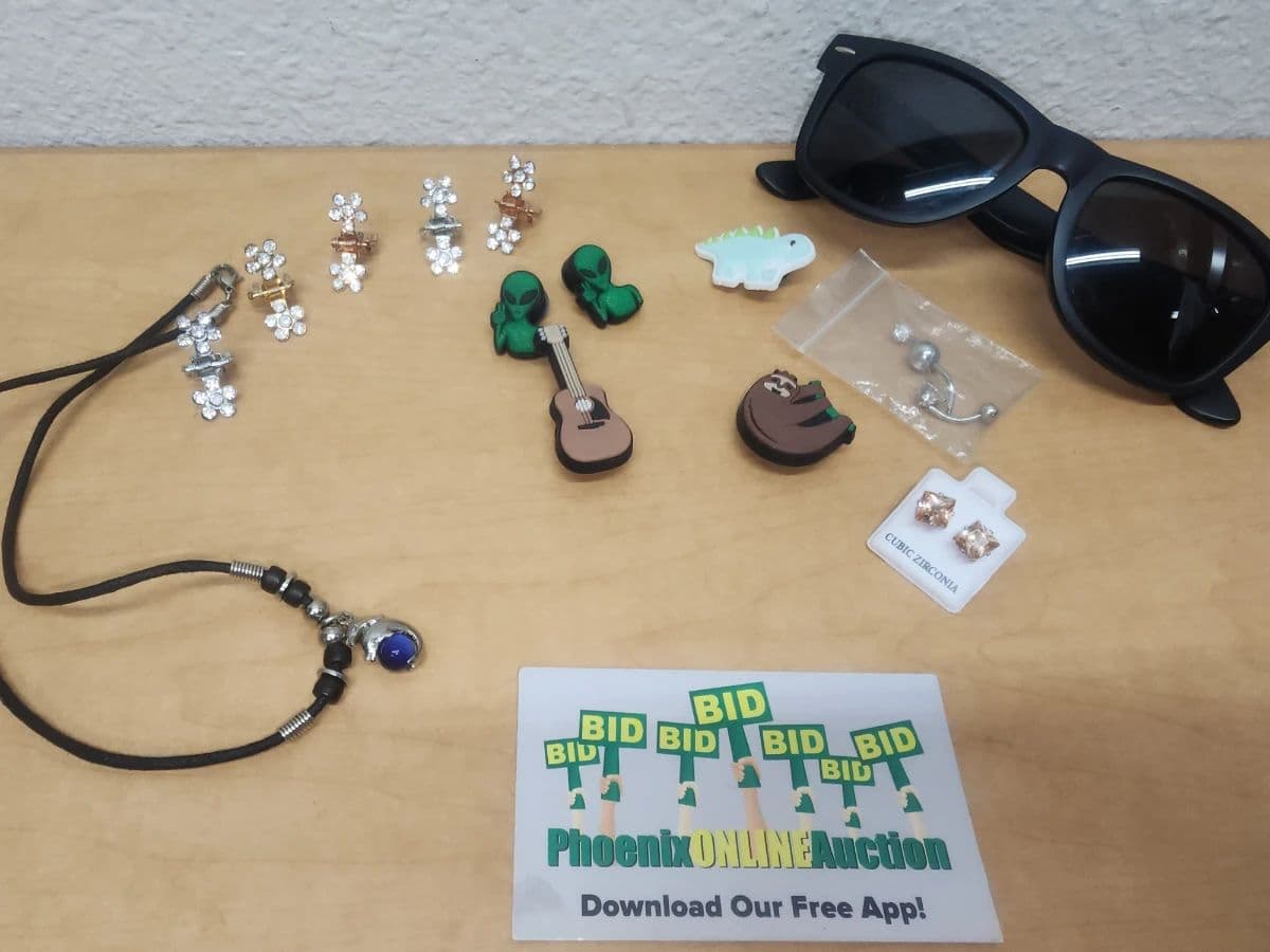 Jewelry, Clothing, Collectibles, Sports Cards, Crafting, Jerseys, Nike Shoes, Kids Stuff, Make Up photo 11
