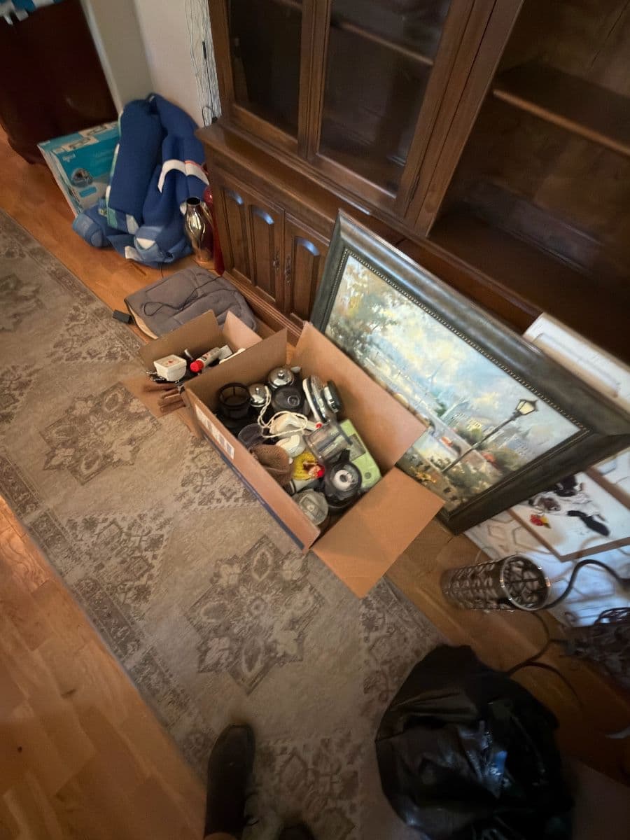 Moving Sale - Hayward photo 12