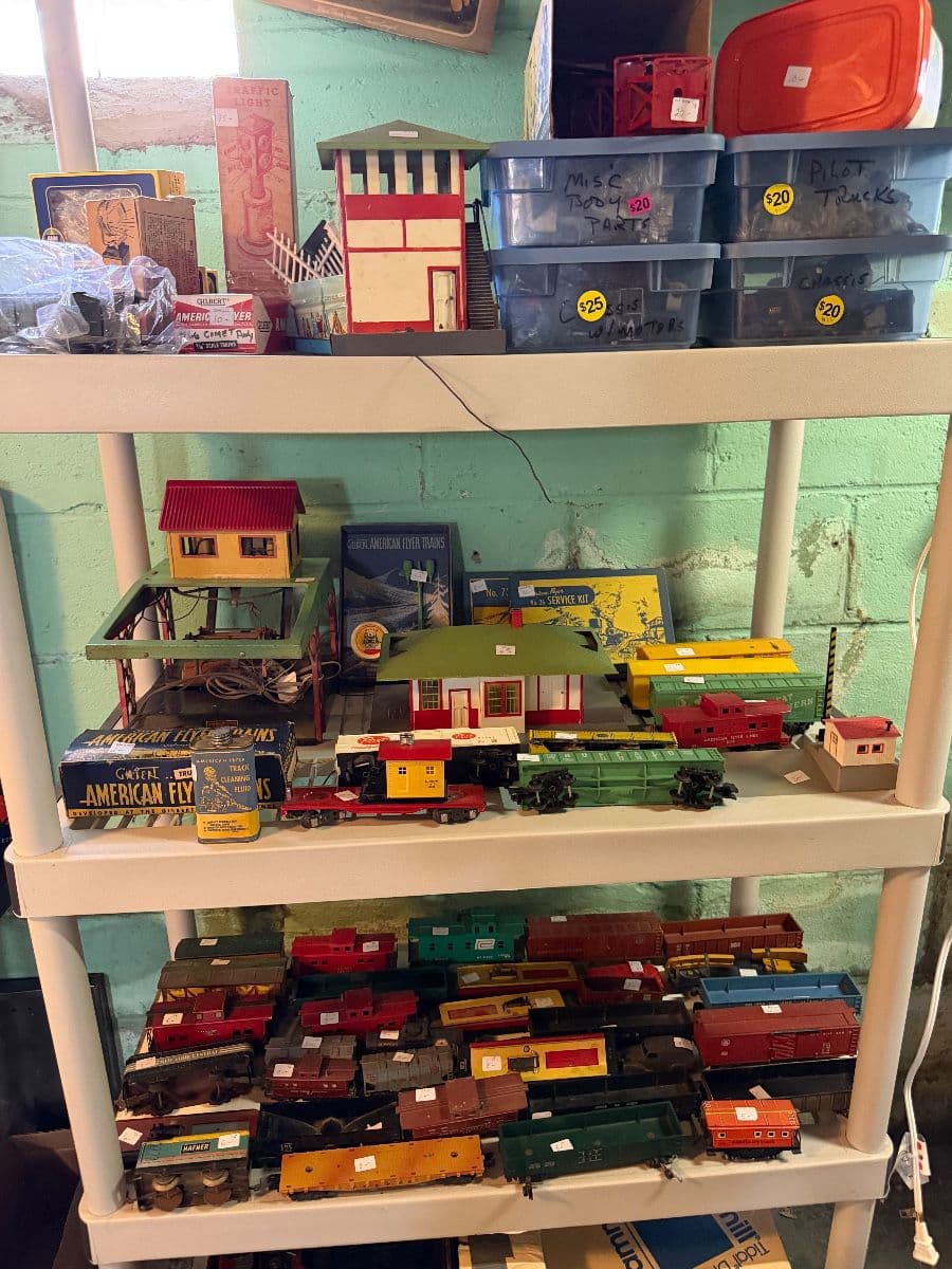 AMERICAN FLYER RARE TRAIN COLLECTION PRESENTED BY ELLE AND EMME photo 10