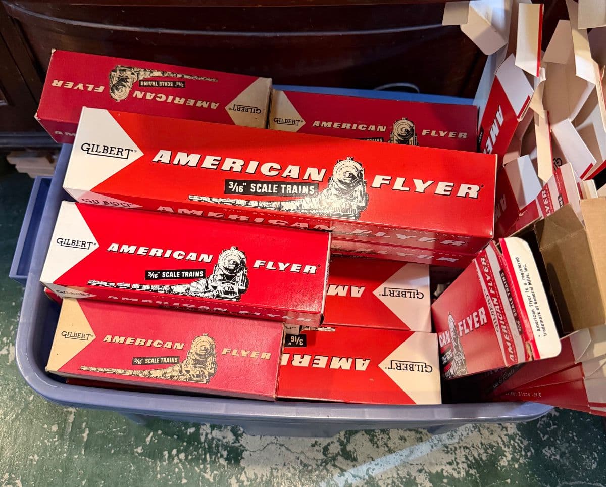 AMERICAN FLYER RARE TRAIN COLLECTION PRESENTED BY ELLE AND EMME photo 7