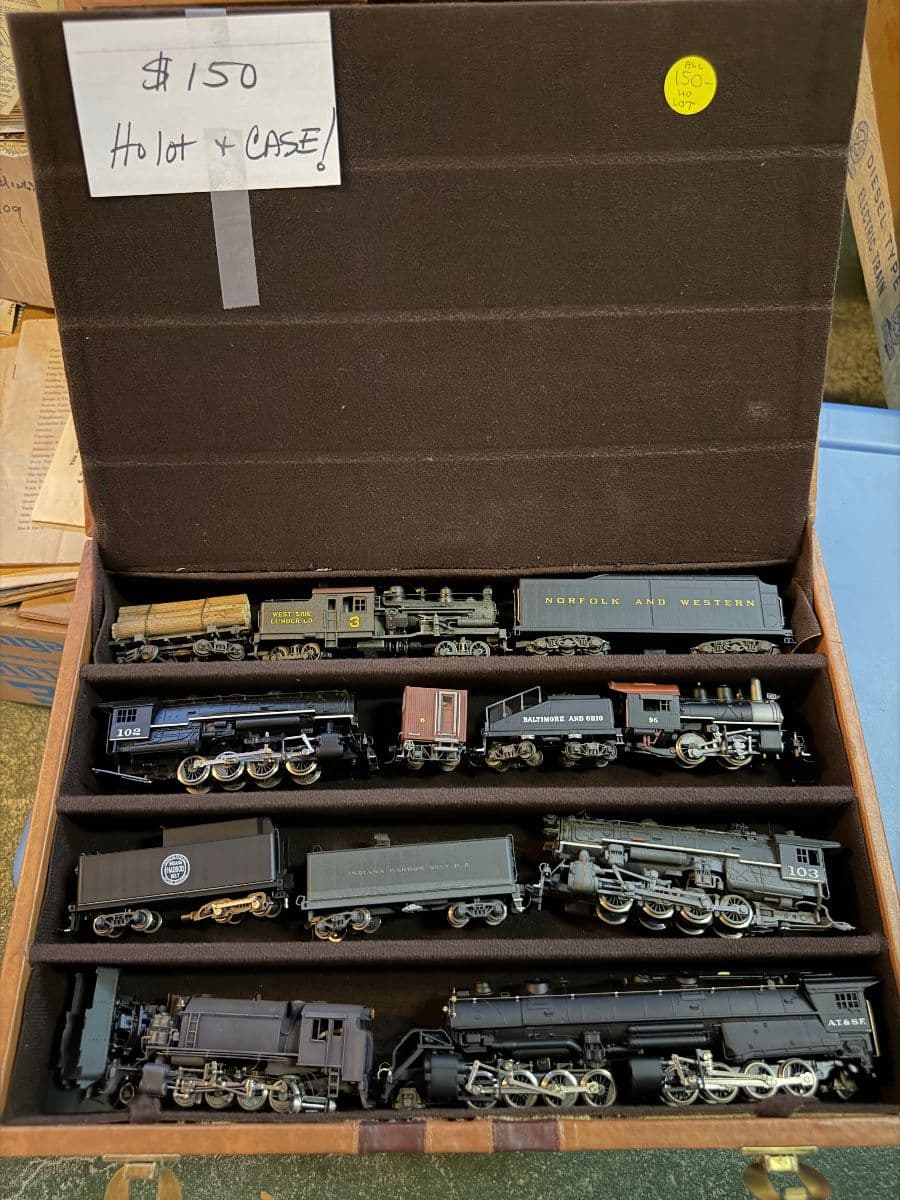 AMERICAN FLYER RARE TRAIN COLLECTION PRESENTED BY ELLE AND EMME photo 9