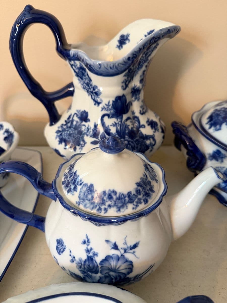 Vintage Glass, Pyrex, Collectibles, Furniture & Estate Treasures~PICKER'S SALE photo 7