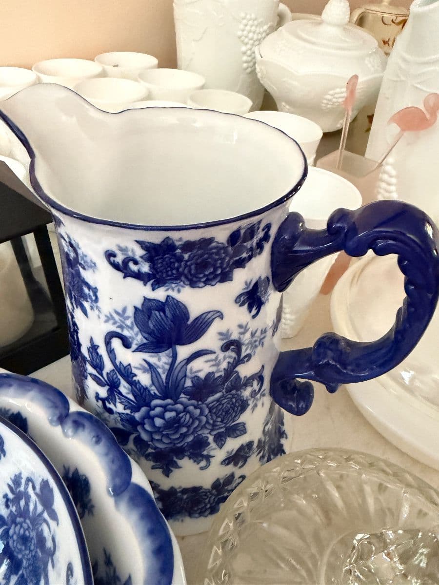 Vintage Glass, Pyrex, Collectibles, Furniture & Estate Treasures~PICKER'S SALE photo 12