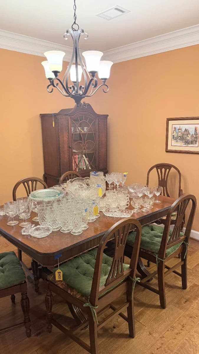 Classic & Collectible Franklin Estate Sale photo 10