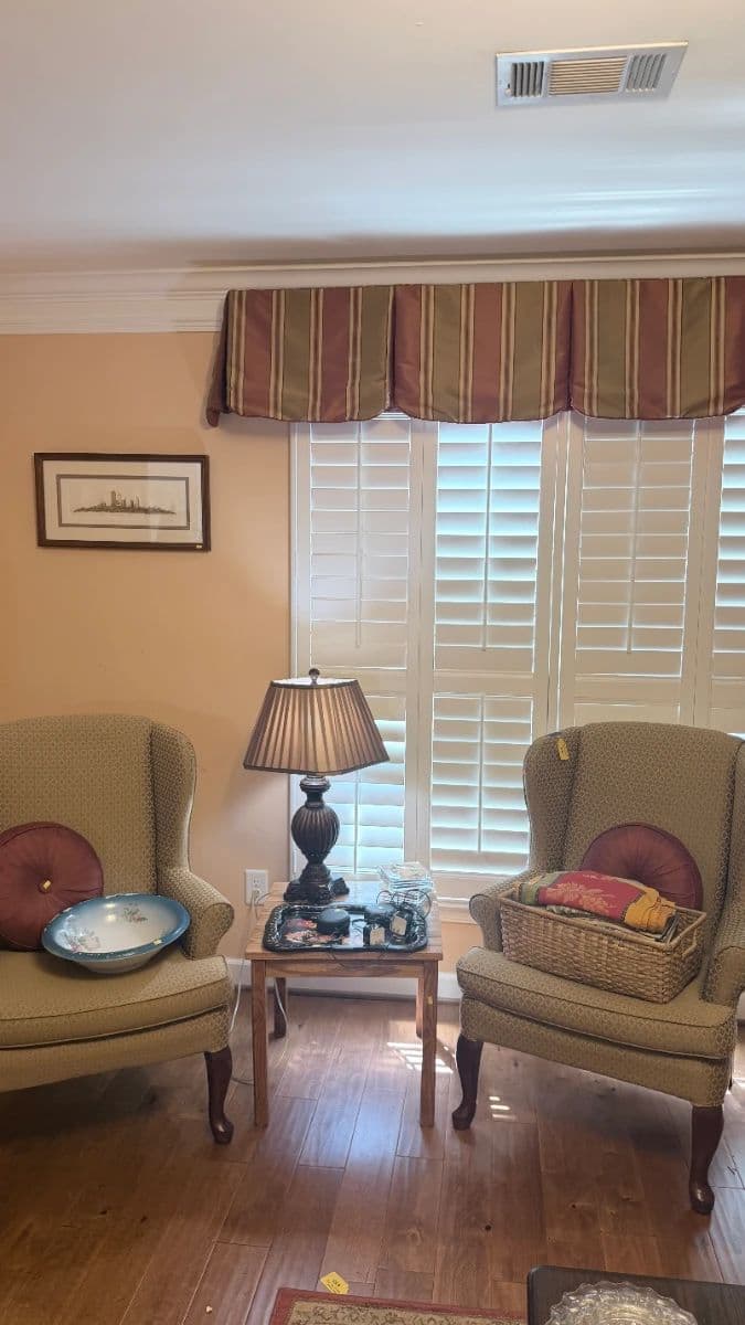 Classic & Collectible Franklin Estate Sale photo 12