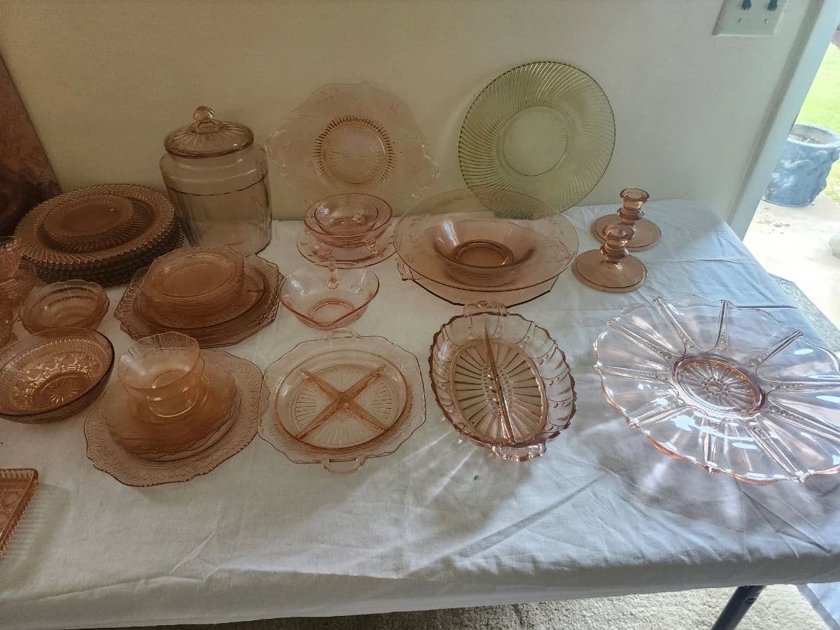 50% OFF SUNDAY!!! DELIGHTFUL DONELSON ESTATE SALE!!! photo 11