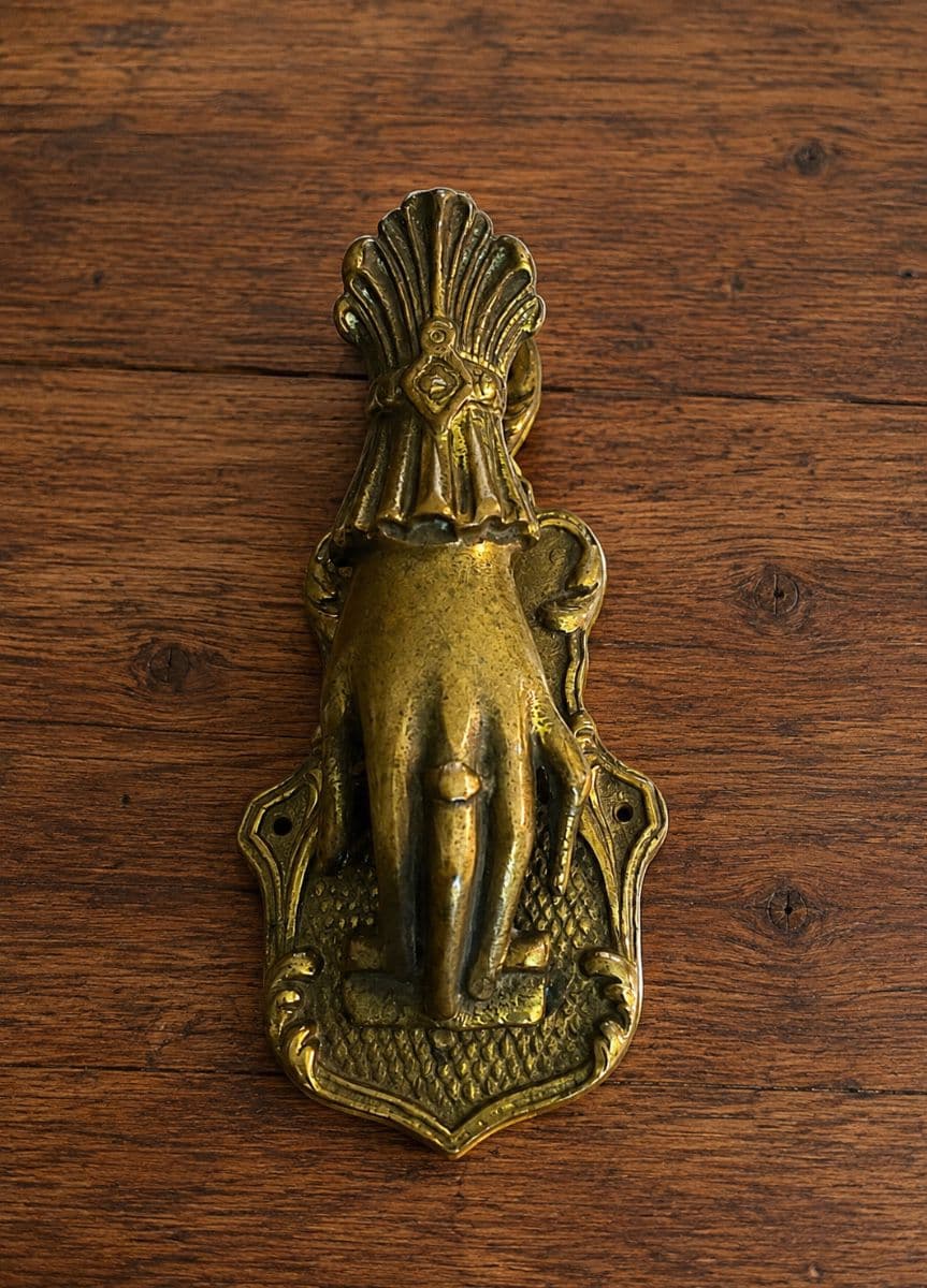 Glamorous Vintage + Unusual curiosities photo 2