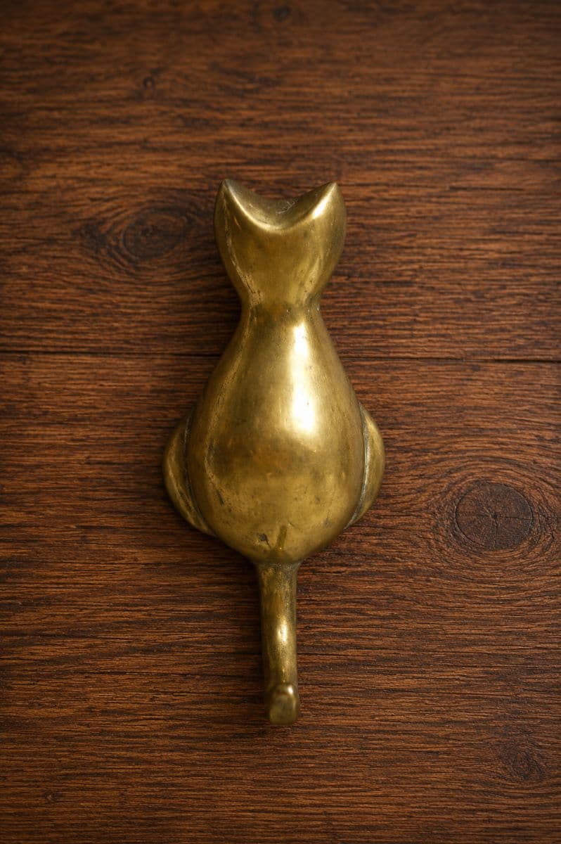 Glamorous Vintage + Unusual curiosities photo 3
