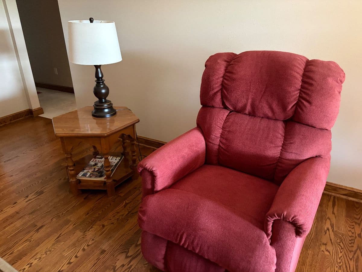 CLOSING HOME SALE photo 2
