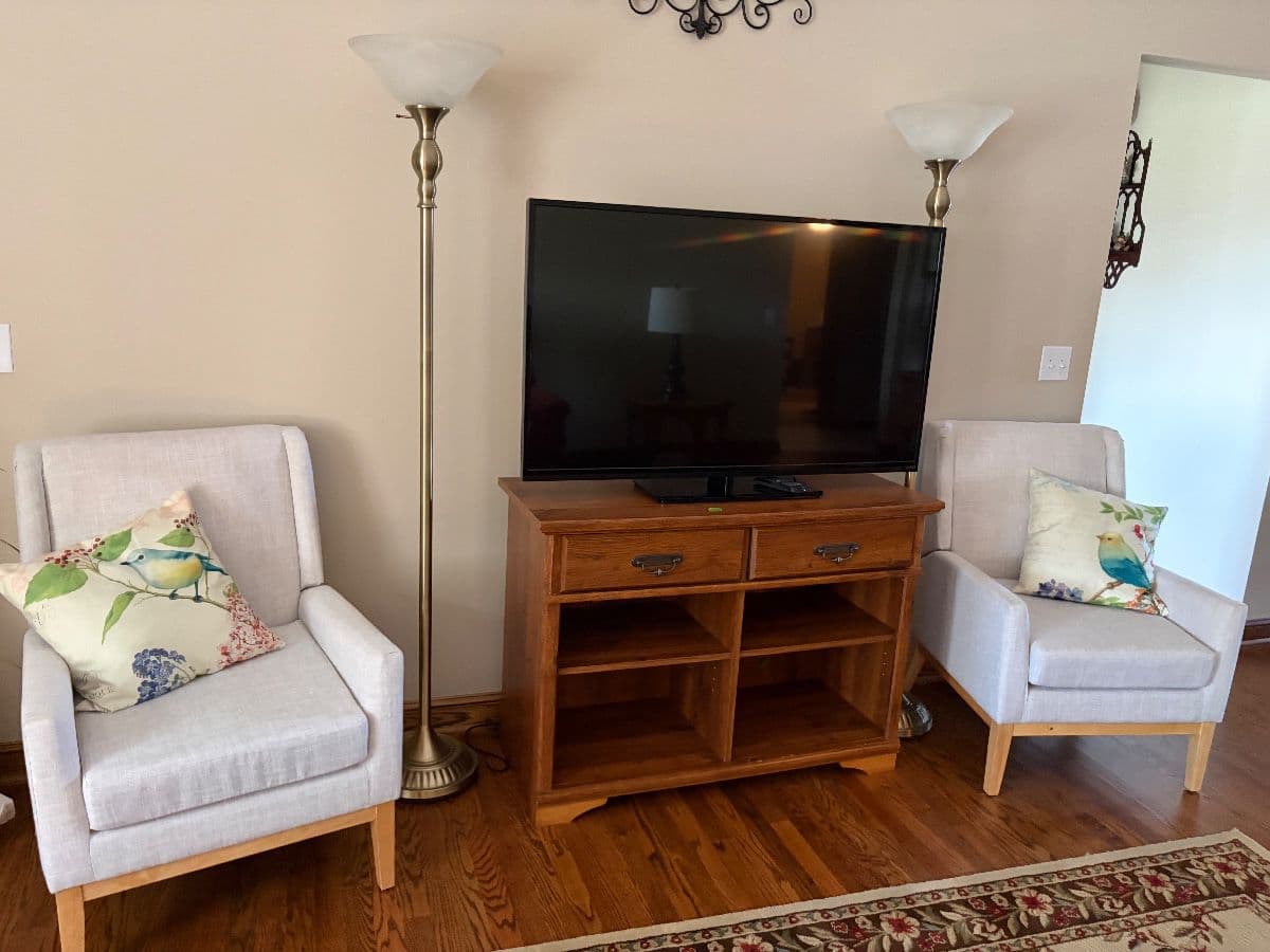 CLOSING HOME SALE photo 3